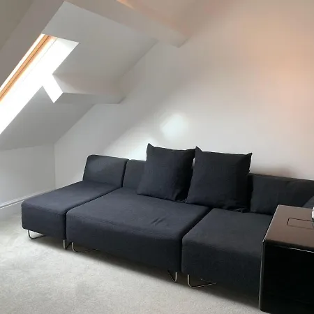 Apartment Stylish 3 Bed In *